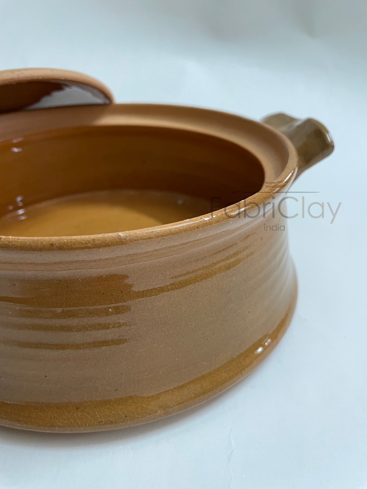 Ceramic tableware