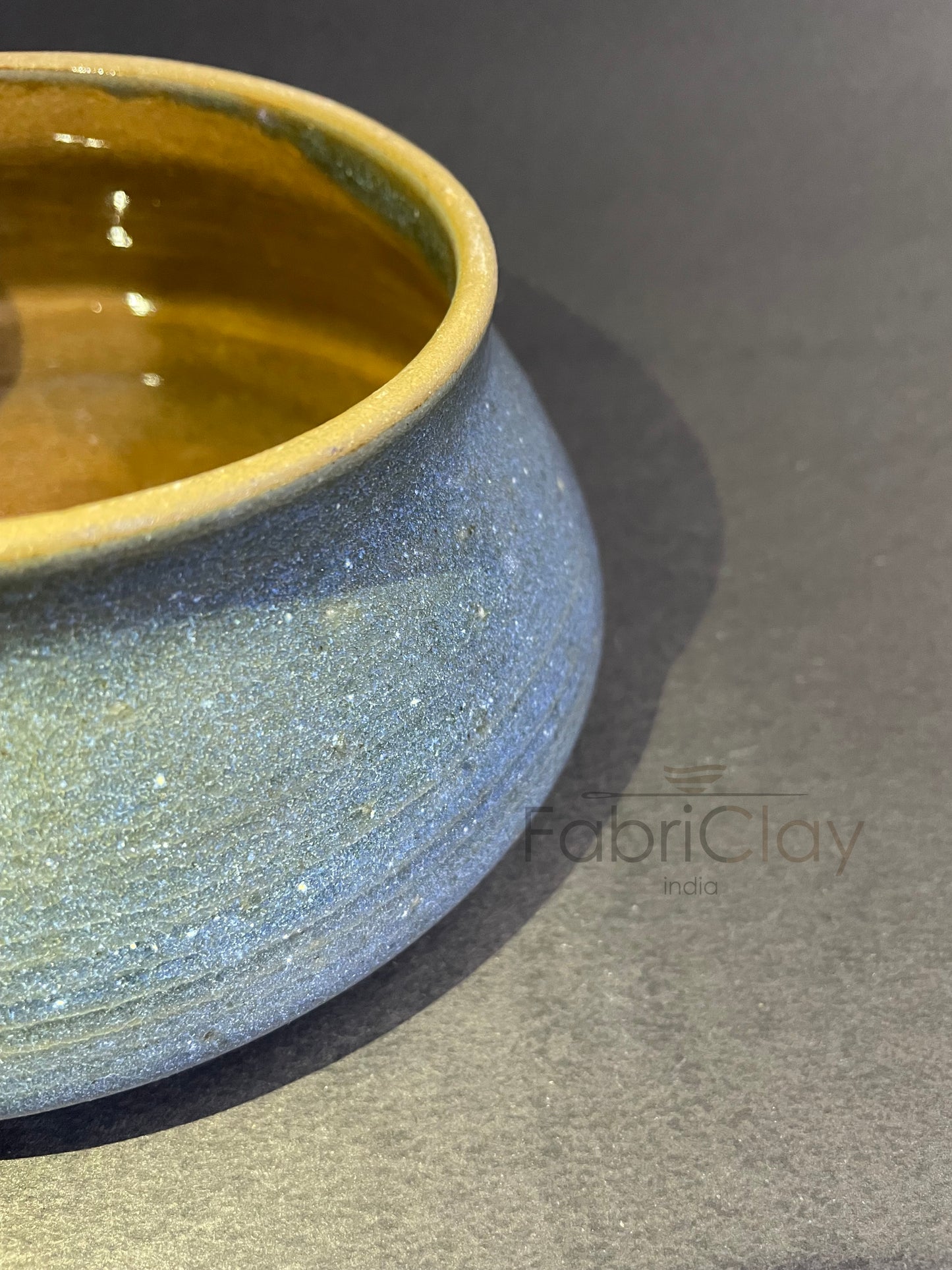 Small ceramic tableware