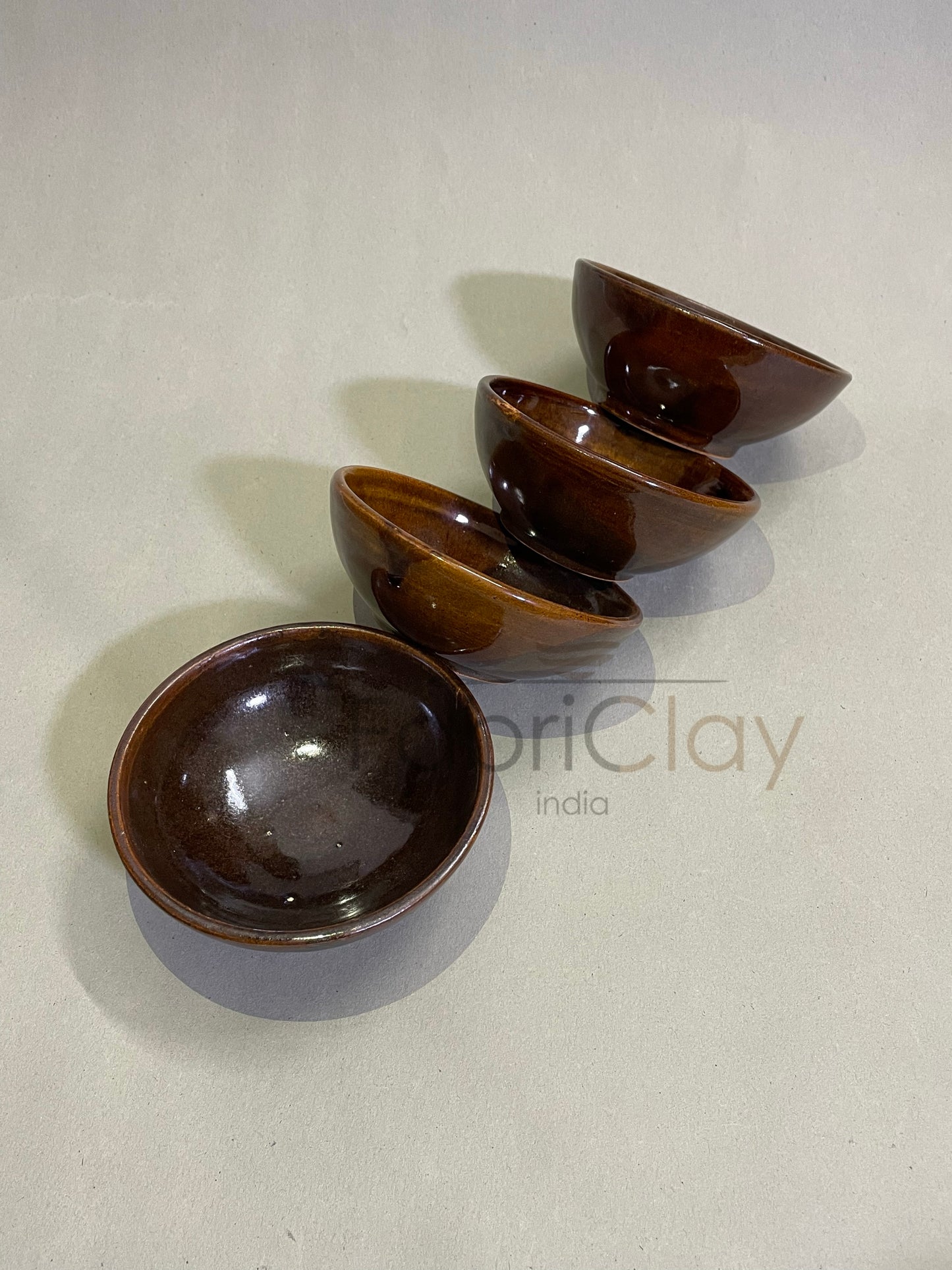 Ceramic bowl (set of 4)