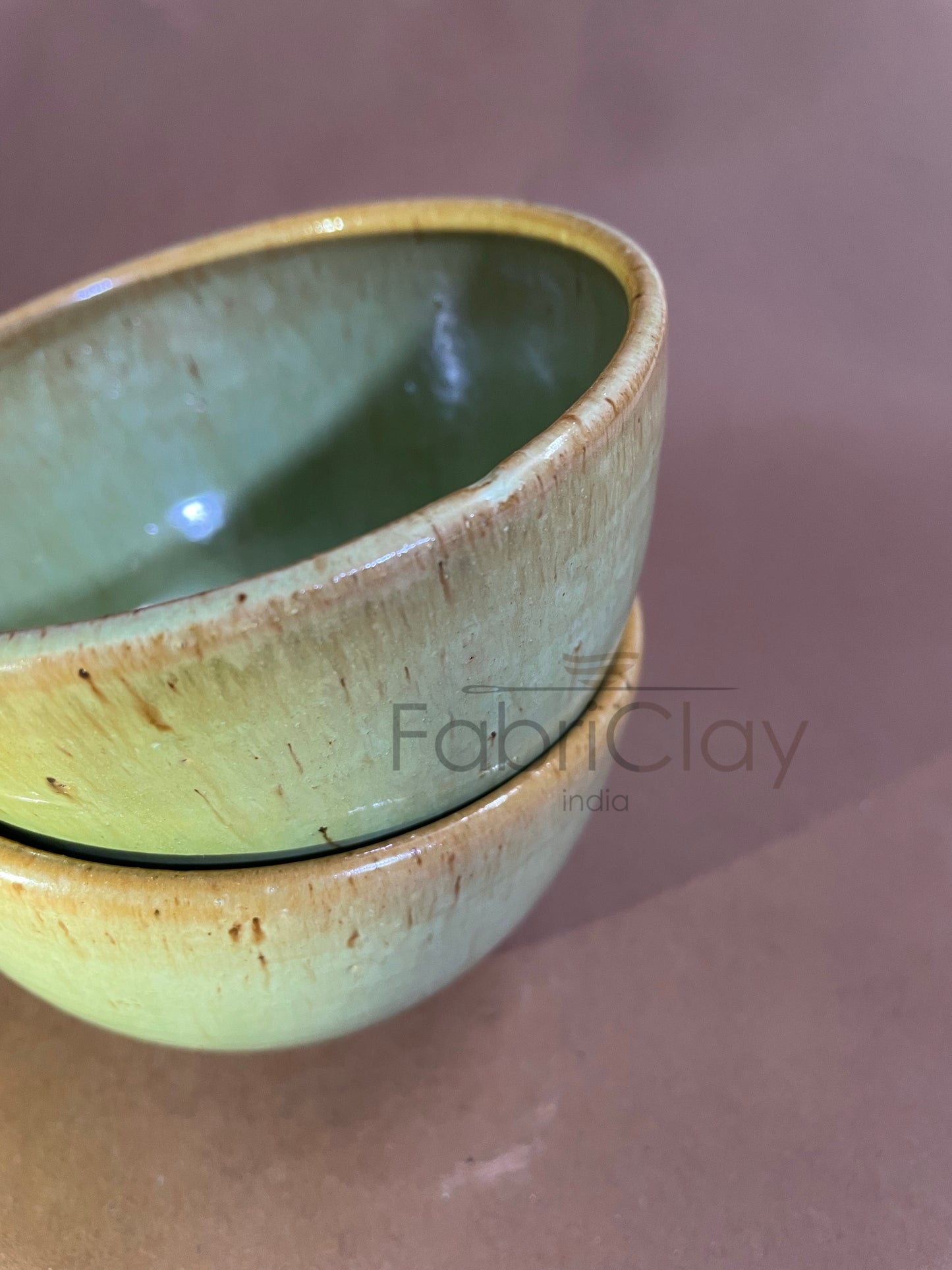 Ceramic bowl (set of 2)